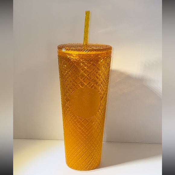 NWT VENTI STARBUCKS CUP - Picture 1 of 1